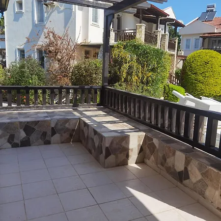 Appartement Bitur Grena Pool Side *